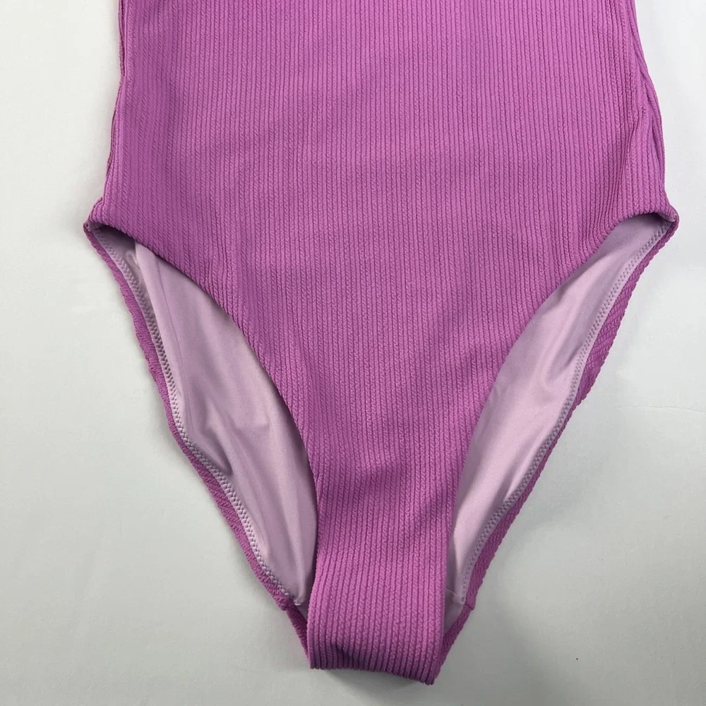Wolford Swimsuit Size Medium One-Piece One Shoulder Textured Luxury‎ Orchid D22